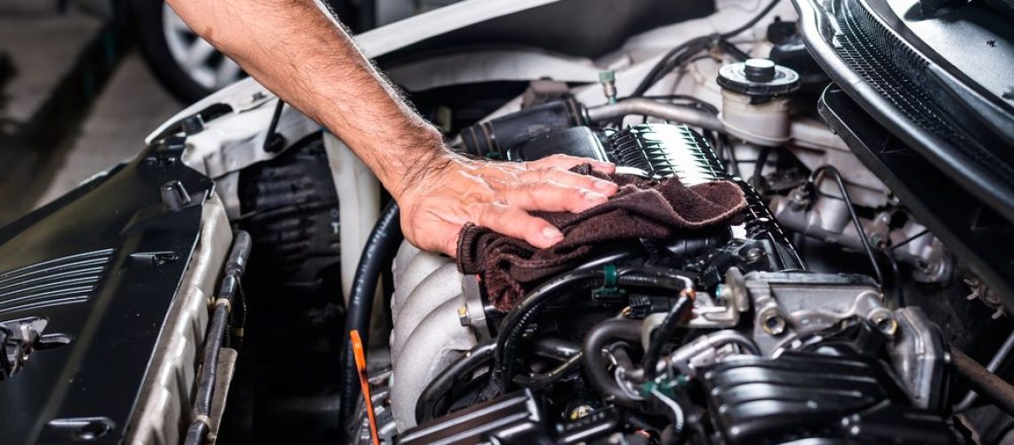 Tareas de mantenimiento que puedes hacer tú mismo en tu coche